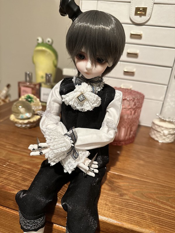 [​IMG]