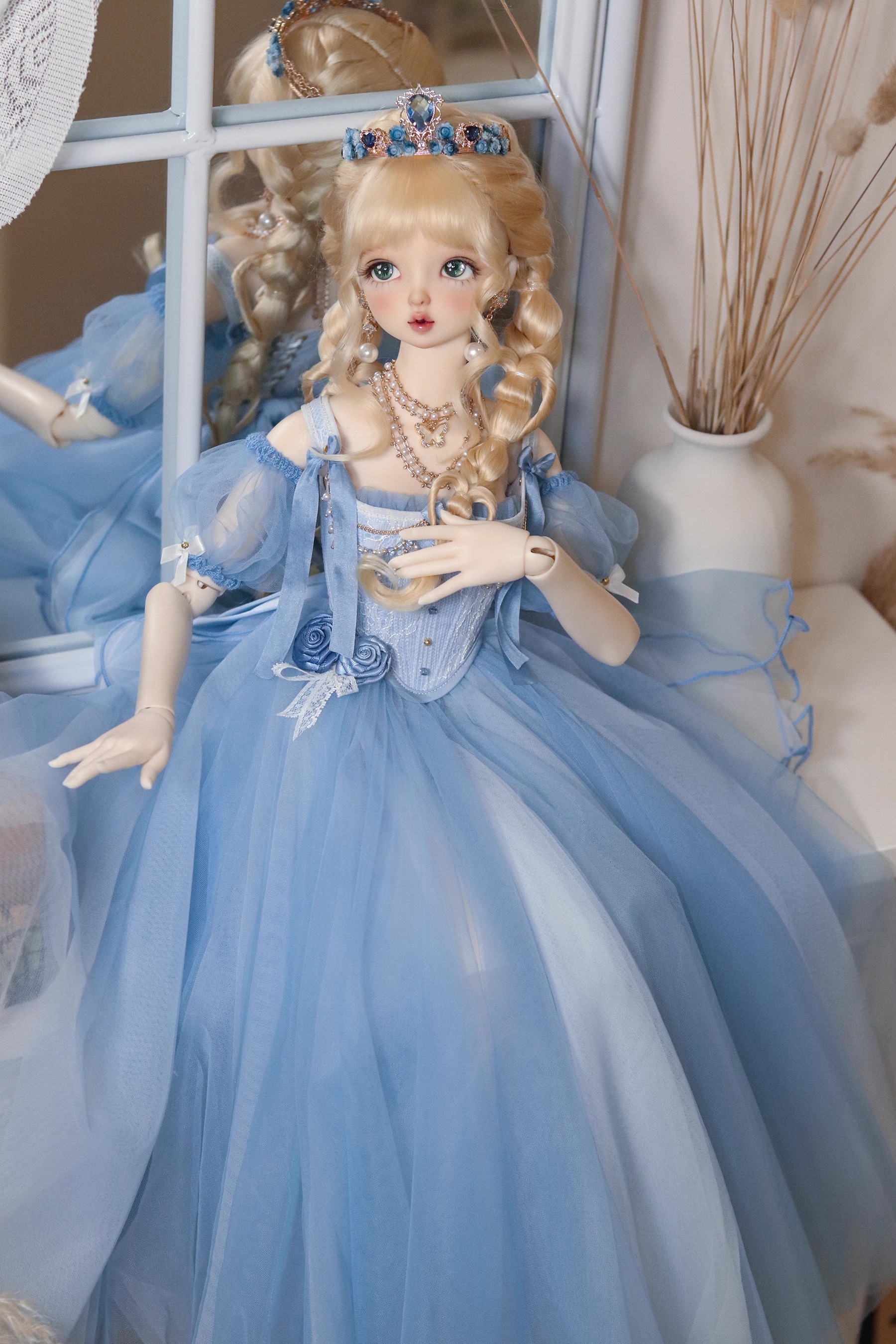 [​IMG]