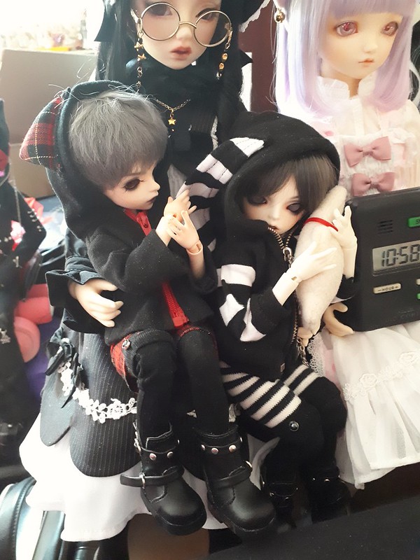 [​IMG]