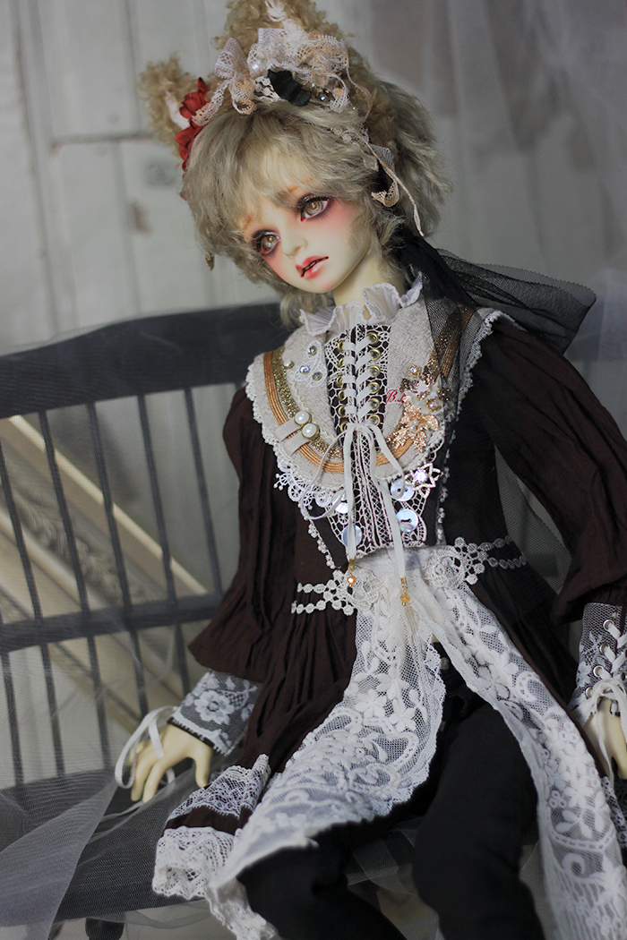 [​IMG]