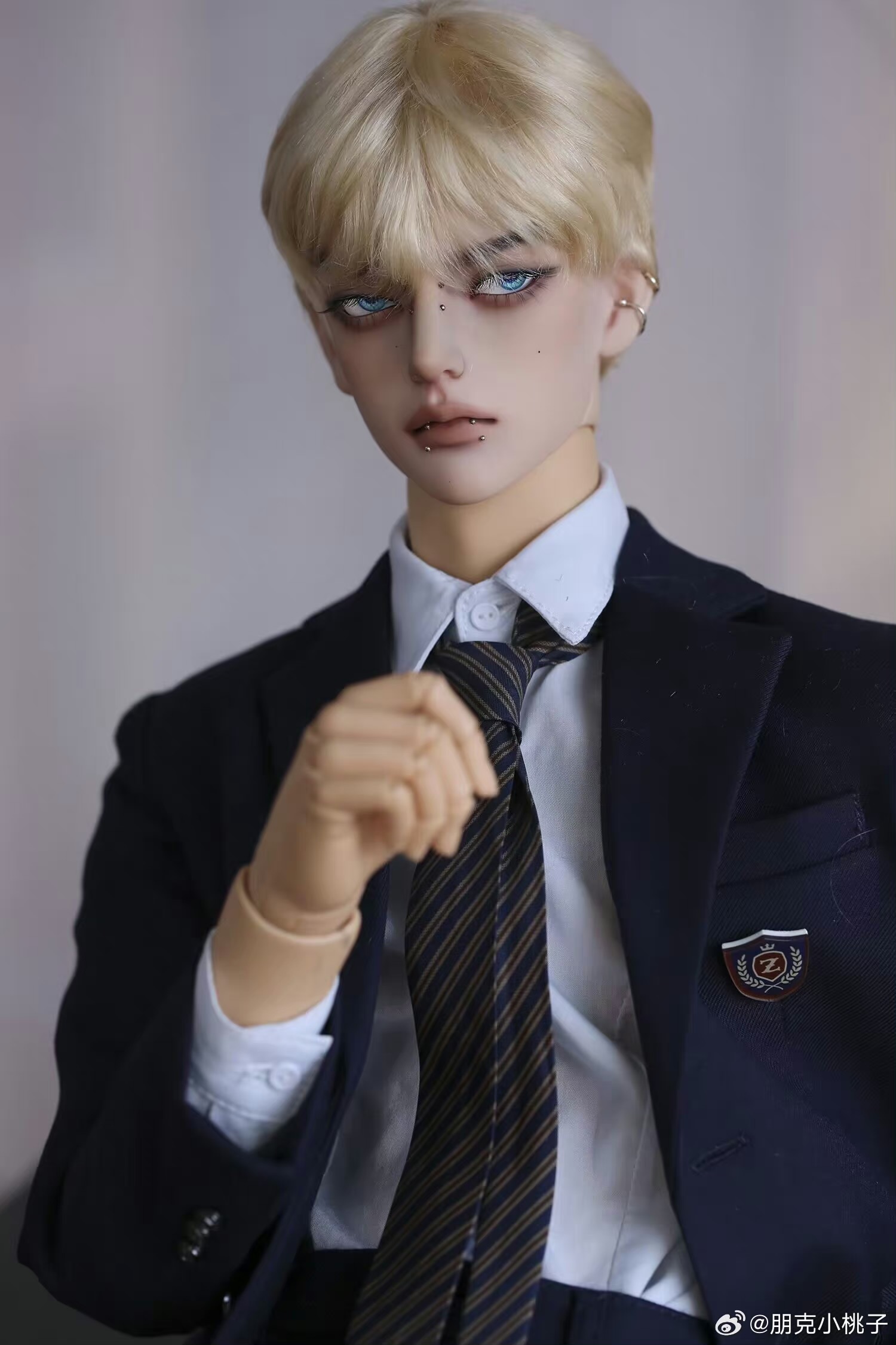 [​IMG]