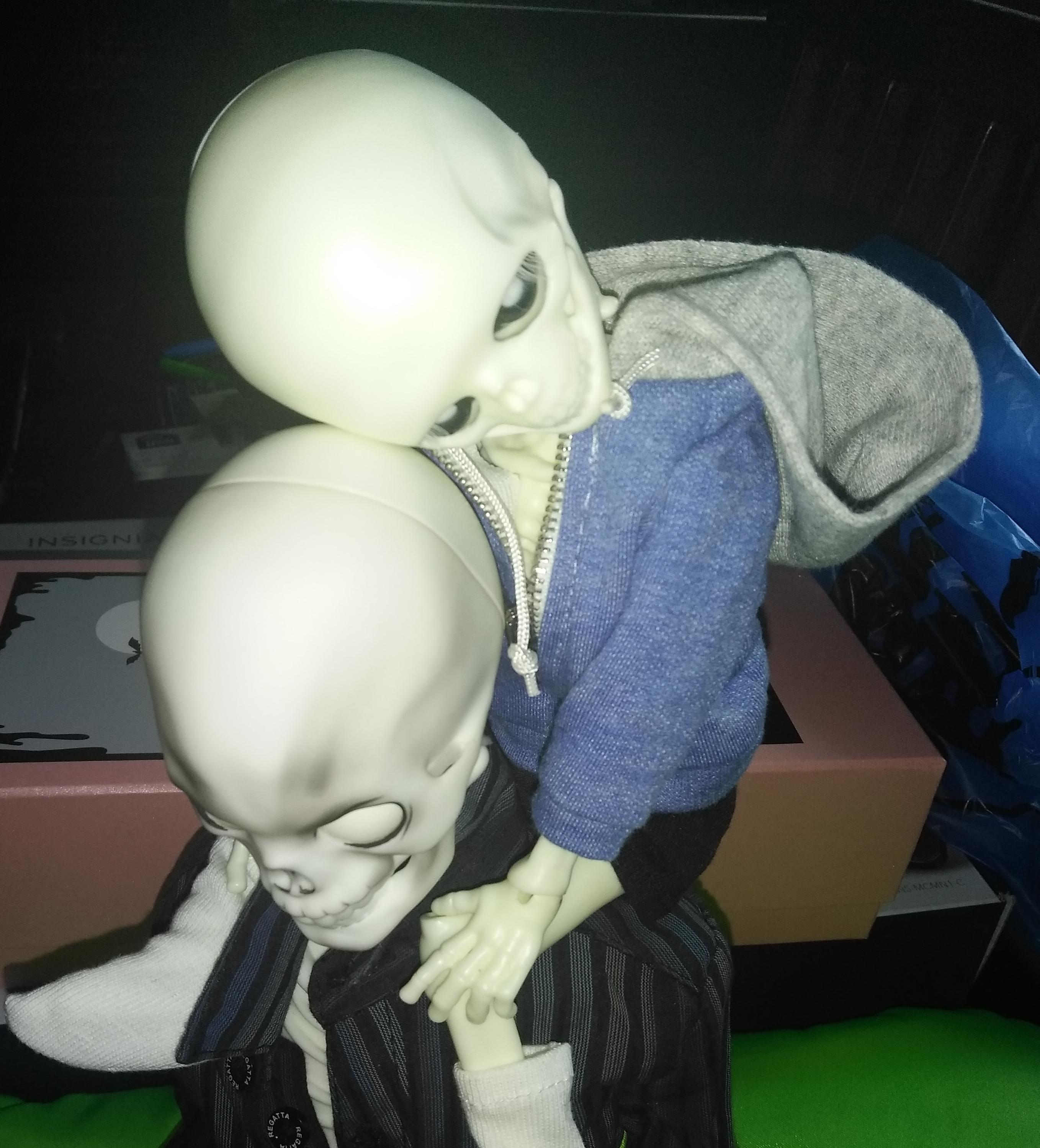 [​IMG]